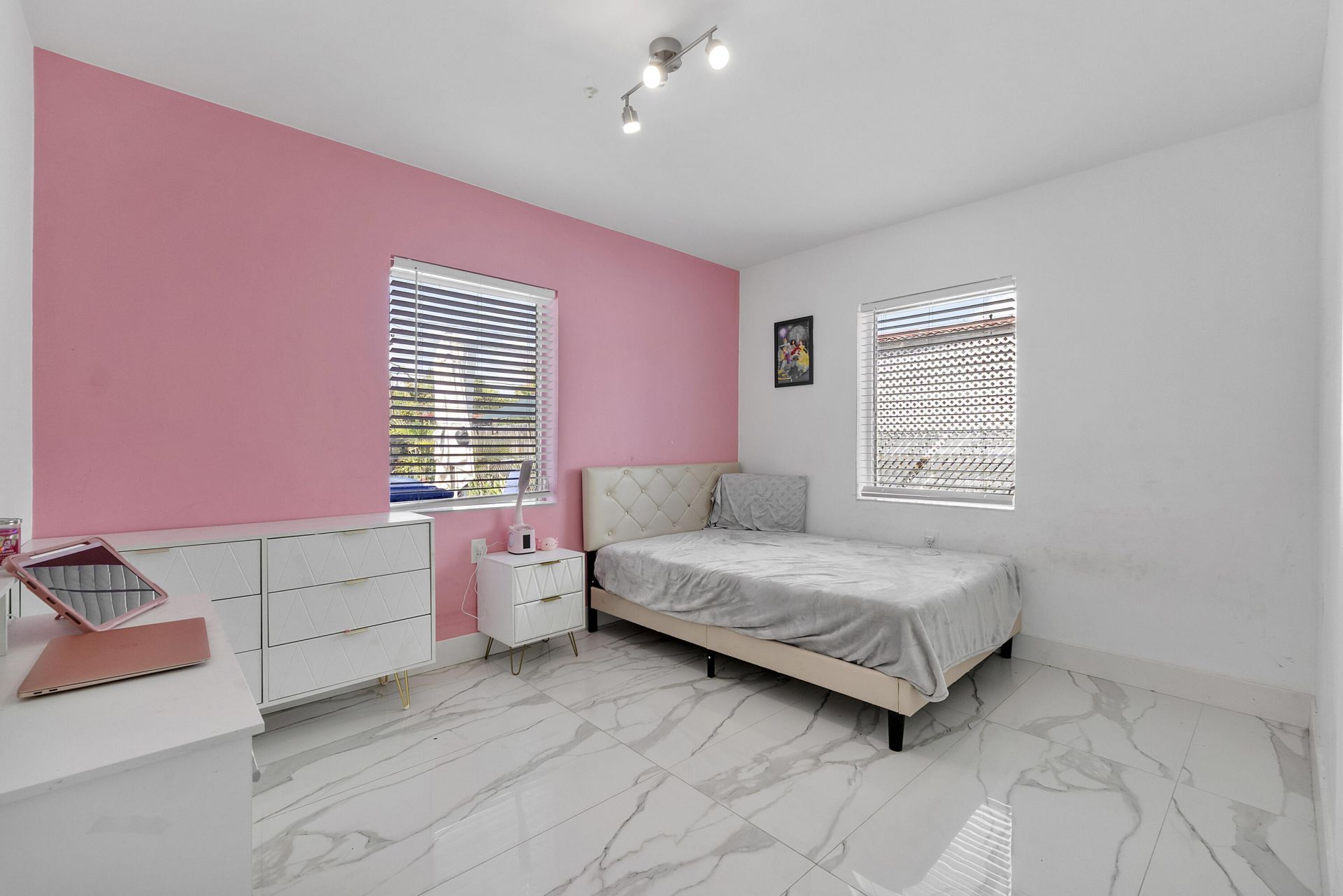 3125 SW 12th Place, Fort Lauderdale, FL 33312 Photo