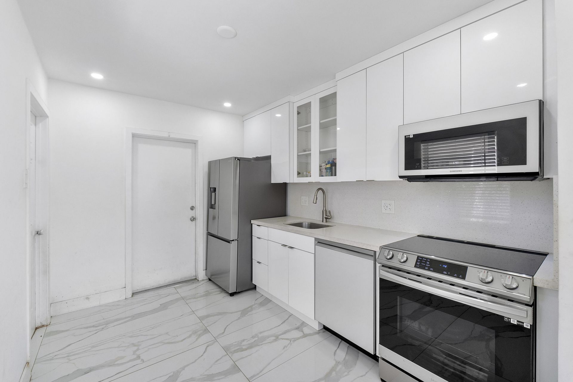 3125 SW 12th Place, Fort Lauderdale, FL 33312 Photo