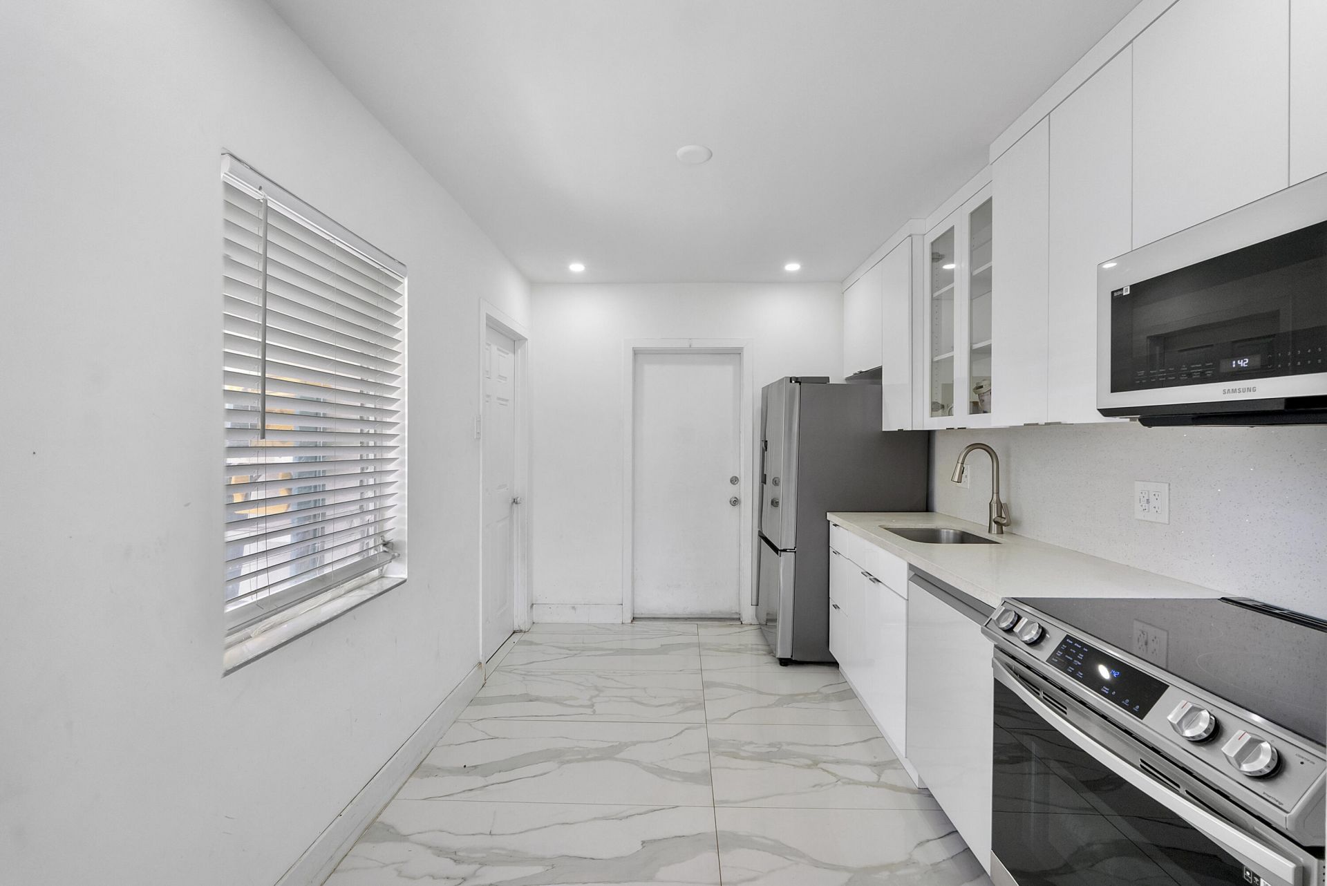 3125 SW 12th Place, Fort Lauderdale, FL 33312 Photo