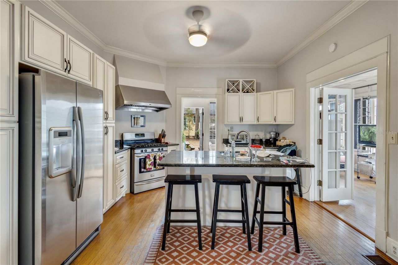 824 E University Avenue, Gainesville, FL 32601 Photo