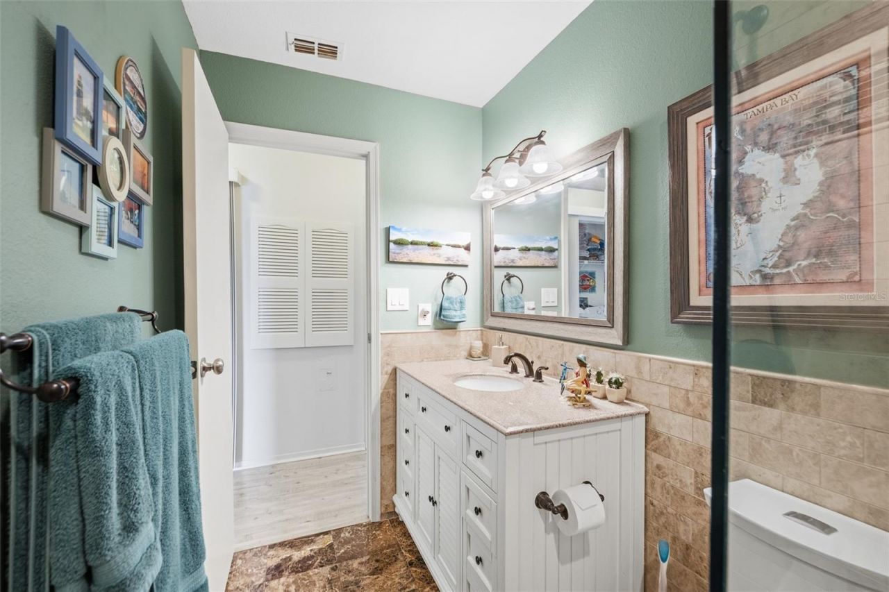 1400 Gandy Boulevard N, Unit 113, Saint Petersburg, FL 33702 Photo