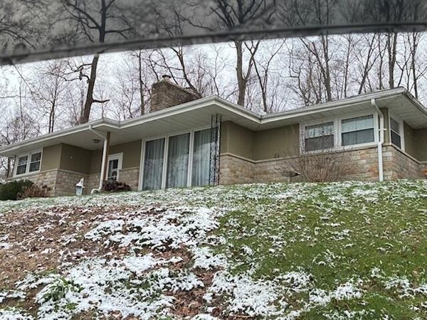 1775 SE Old Logan Road SE, Lancaster, OH 43130