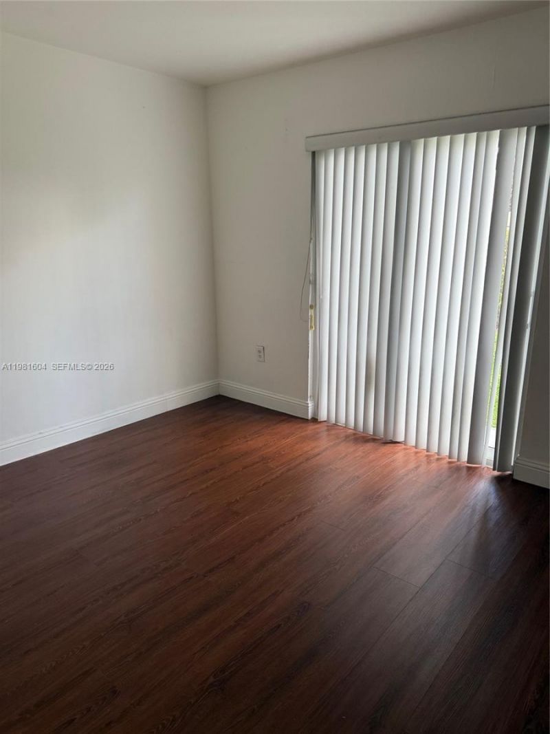 8665 NW 6th Ln, Unit 1-103, Miami, FL 33126 Photo