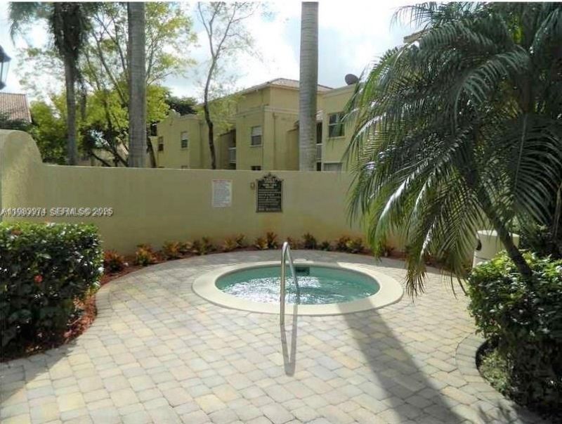 4751 NW 9th Dr, Unit 4751, Plantation, FL 33317 Photo