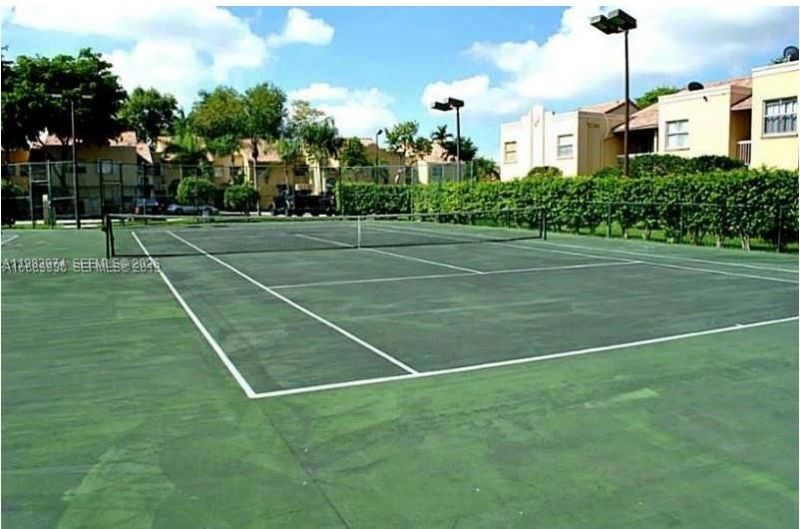 4751 NW 9th Dr, Unit 4751, Plantation, FL 33317 Photo