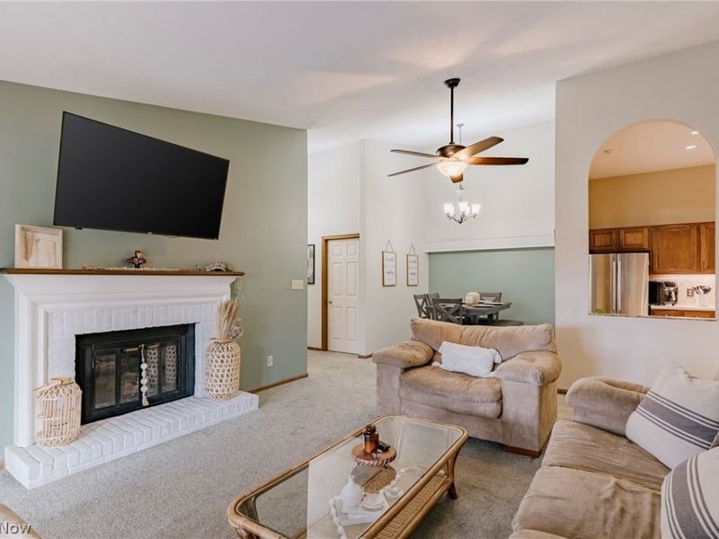 2889 Charing Cross Road NW, Canton, OH 44708 Photo 6