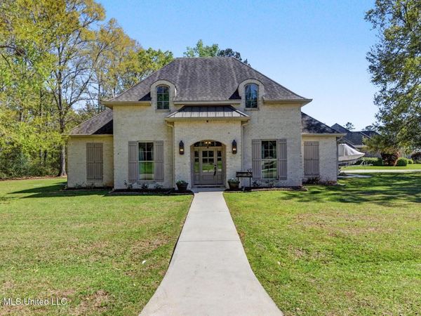49 Lancair Drive, Picayune, MS 39466