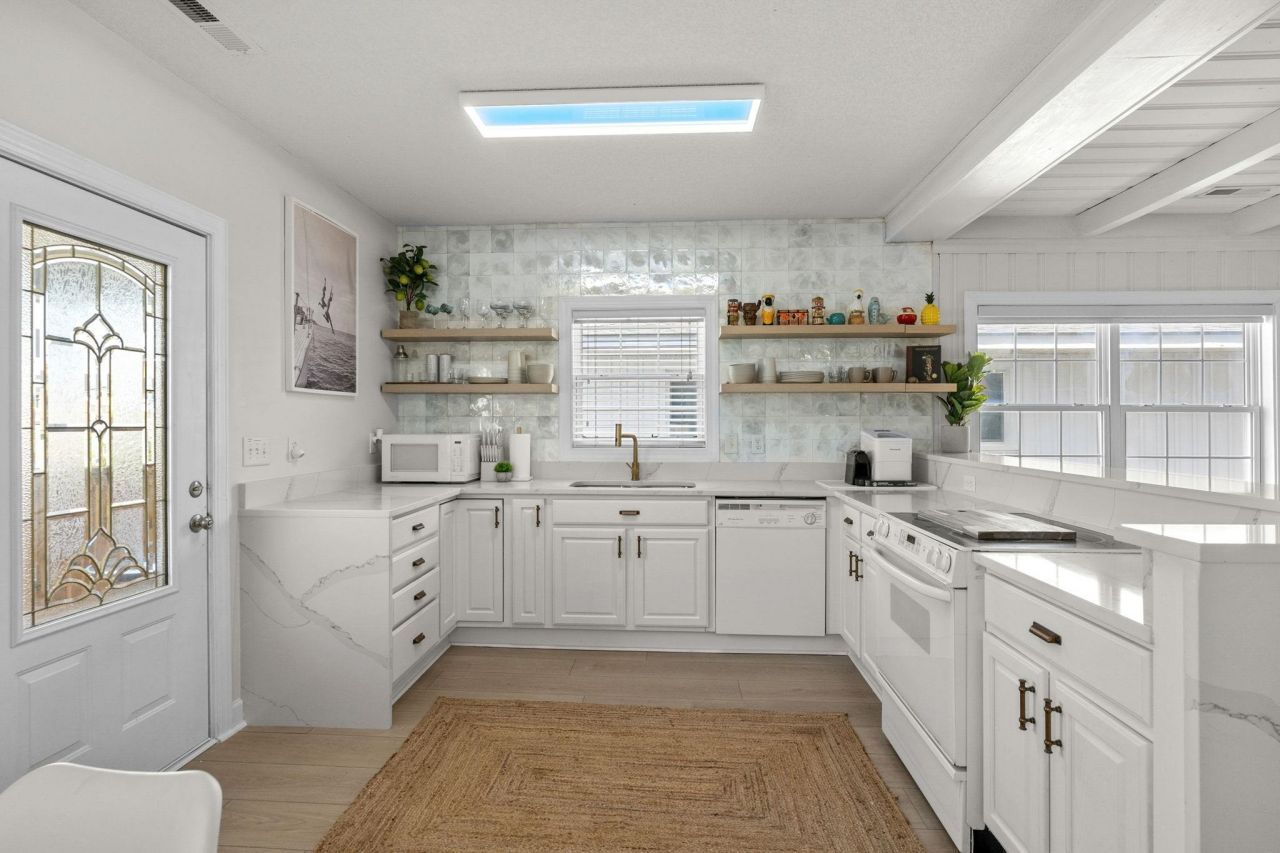 3103 N Ocean Blvd. Photo 17