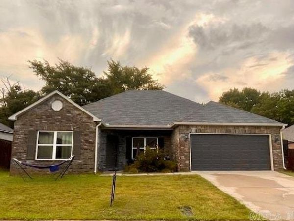 2020 Mary Alice Drive, Conway, AR 72032