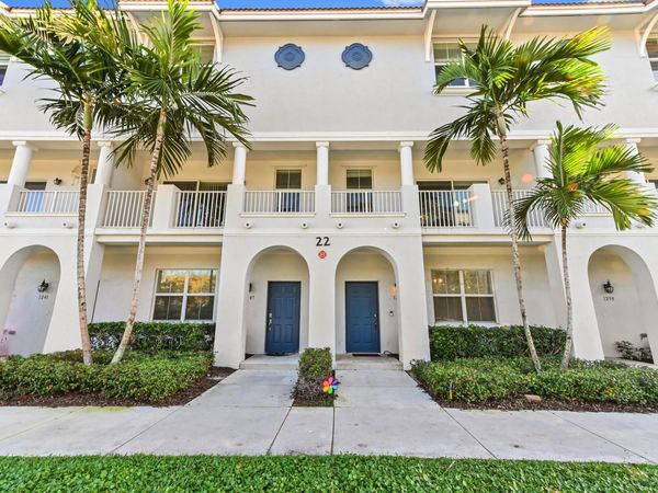 1253 Via De Fossi, Boynton Beach, FL 33426