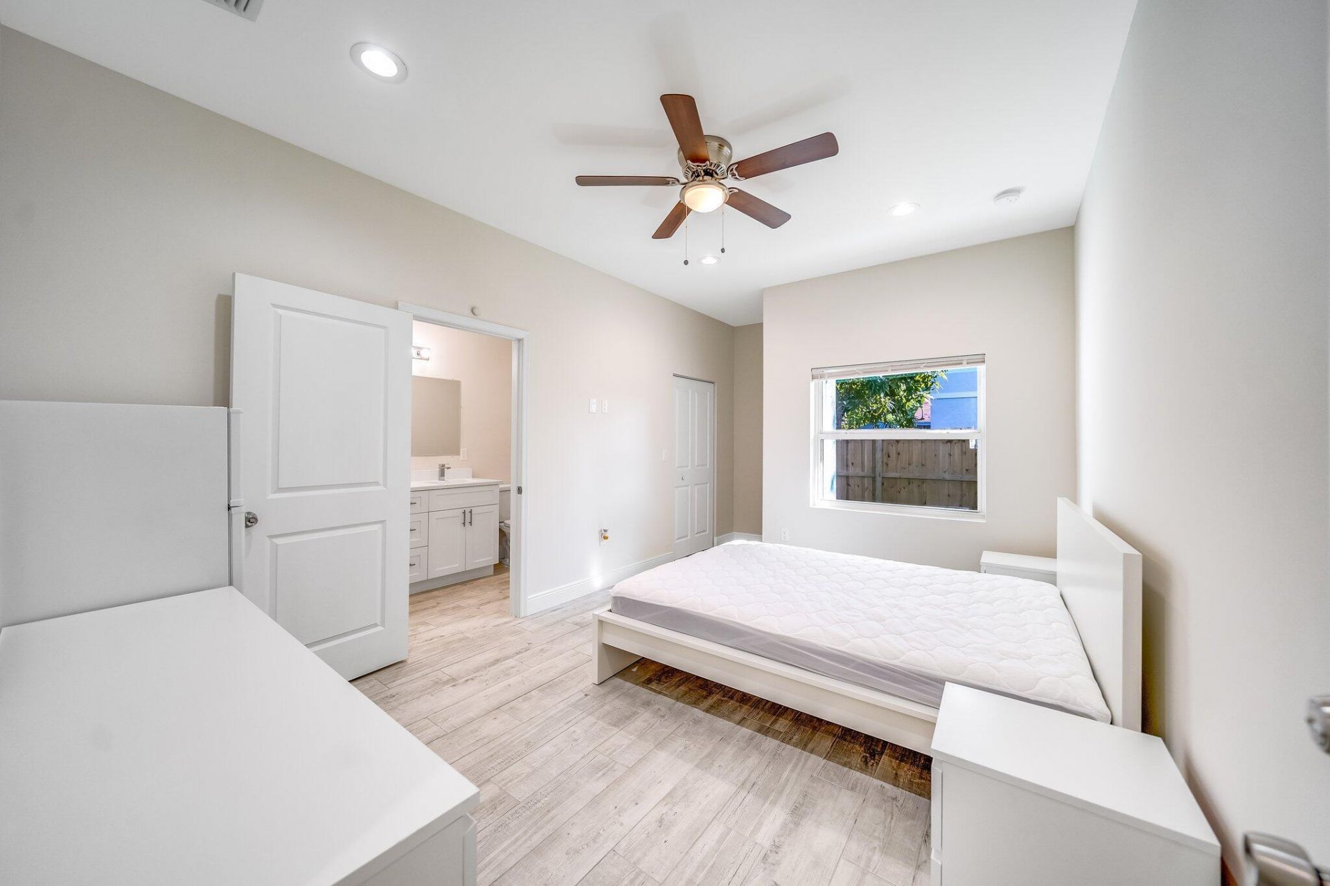 2710 Nokomis Avenue, West Palm Beach, FL 33409 Photo