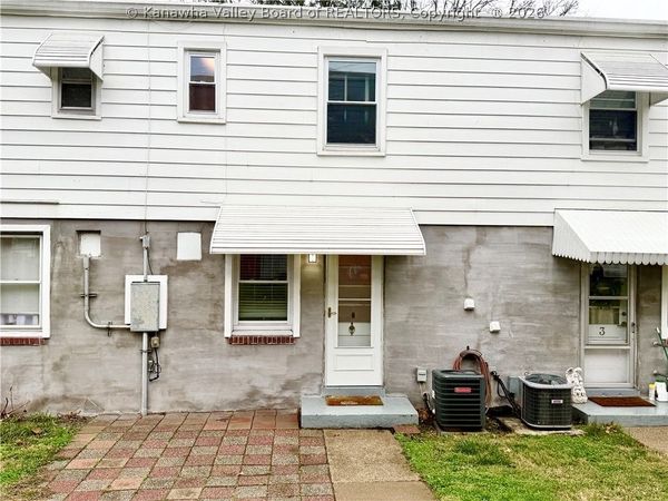 2 Kenna Drive, South Charleston, WV 25309