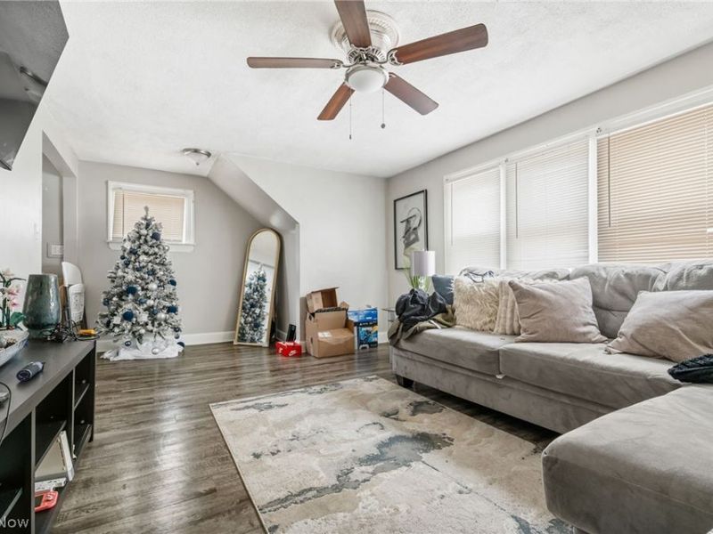 19830 Monterey Avenue, Euclid, OH 44119 Photo 10