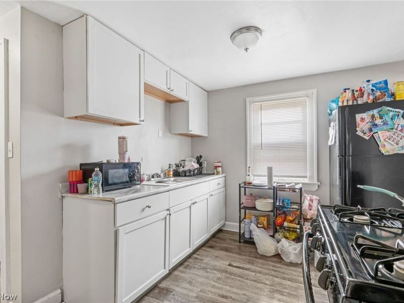 19830 Monterey Avenue, Euclid, OH 44119 Photo 12