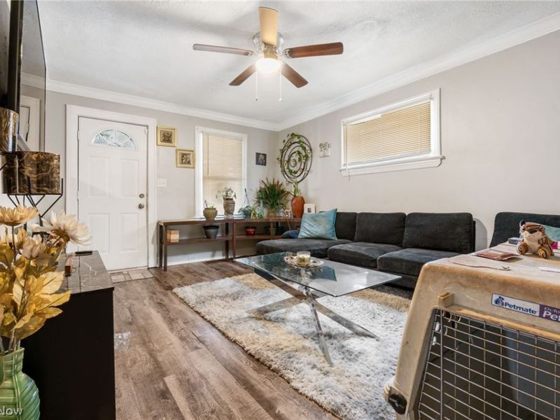 19830 Monterey Avenue, Euclid, OH 44119 Photo 6