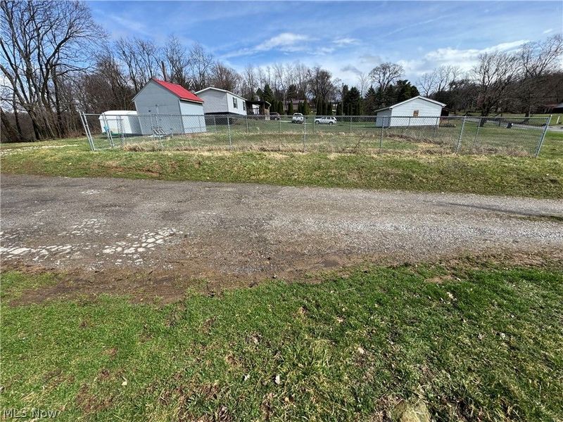 48750 Bloomfield Road, East Liverpool, OH 43920 Photo 4