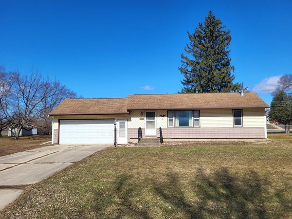 1605 25th Street SE, Rochester, MN 55904