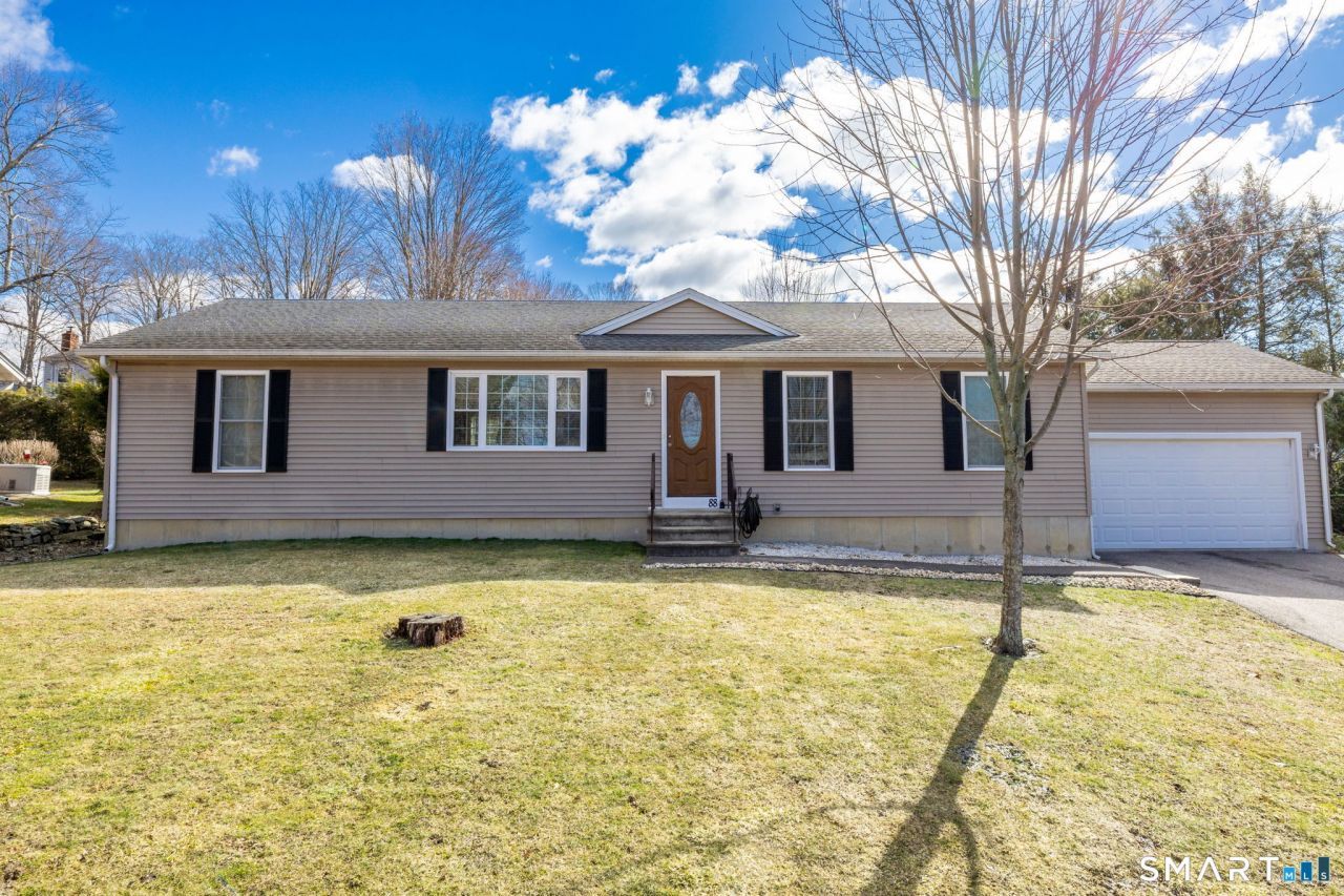 88 Elmira, Torrington, CT 06790 Main Photo