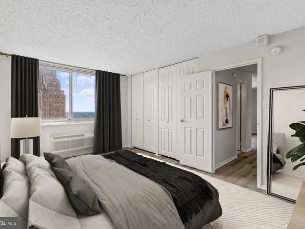 1500 LOCUST STREET , Unit 0B-2819, PHILADELPHIA, PA 19102