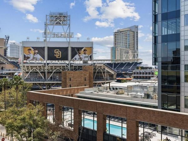 321 10th Ave, Unit 606, San Diego, CA 92101