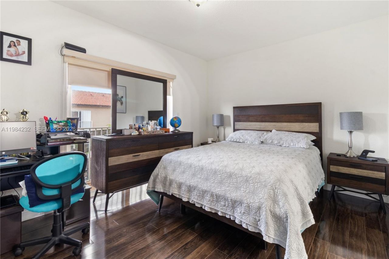 13758 SW 170th Ln , Miami, FL 33177 Photo