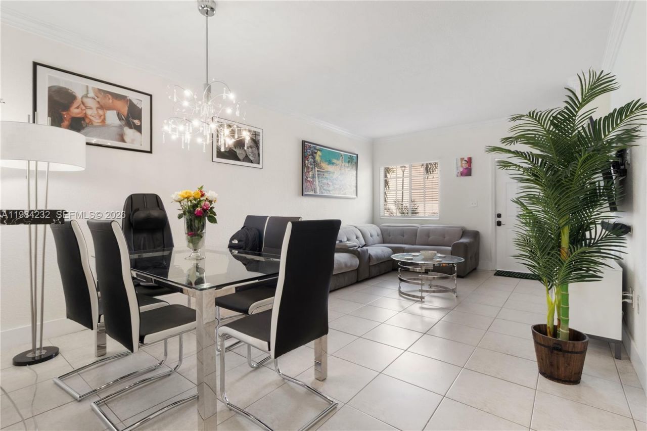 13758 SW 170th Ln , Miami, FL 33177 Photo