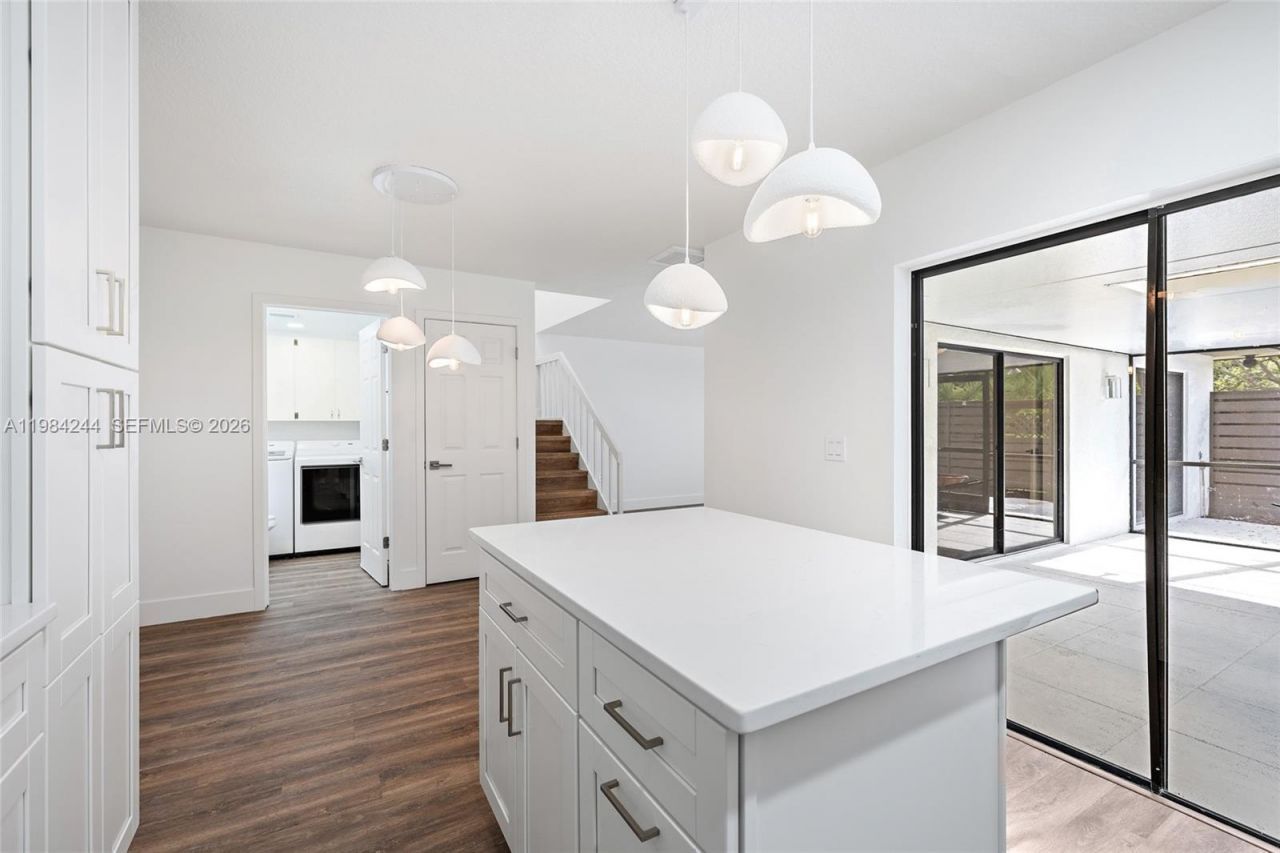 506 5th Ter , Palm Beach Gardens, FL 33418 Photo