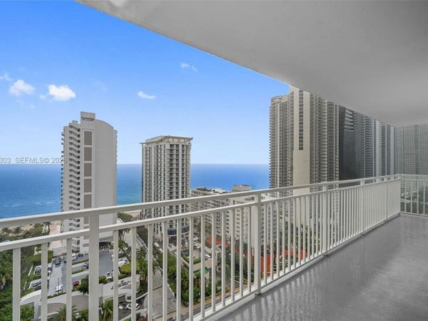210 174th St , Unit 2319, Sunny Isles Beach, FL 33160