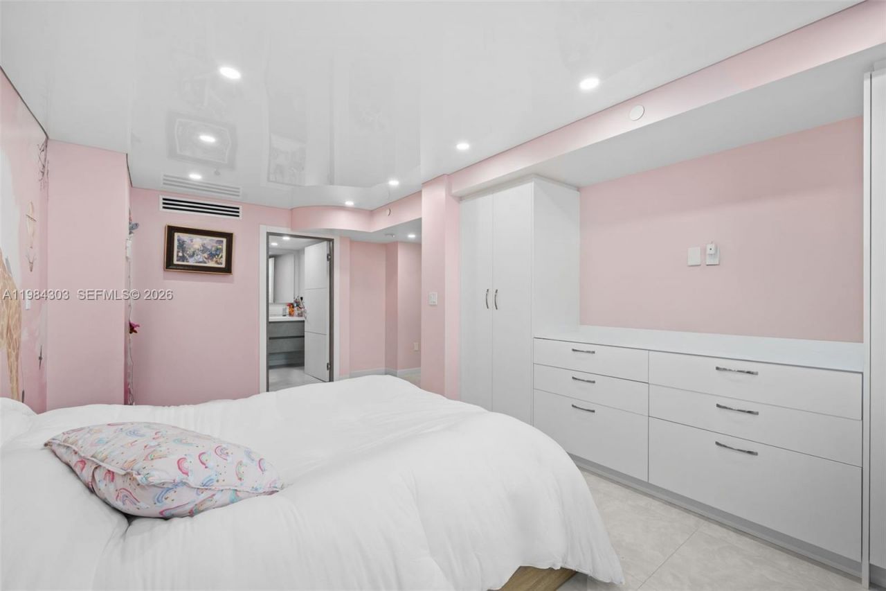 210 174th St , Unit 2319, Sunny Isles Beach, FL 33160 Photo