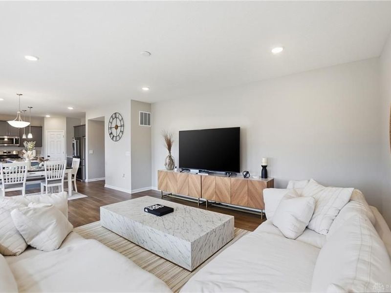 3059 Chamberlin Drive, Miami Township, OH 45449 Photo 4