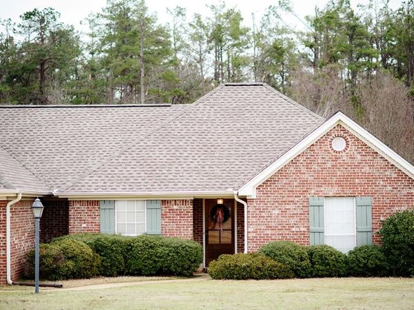 114 Breckenridge Dr., Oxford, MS 38655