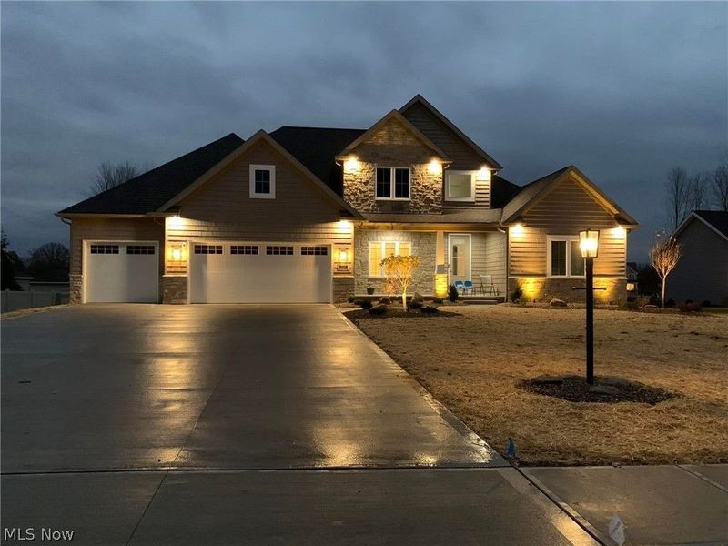 11005 Chippewa Path, North Royalton, OH 44133 Photo 2