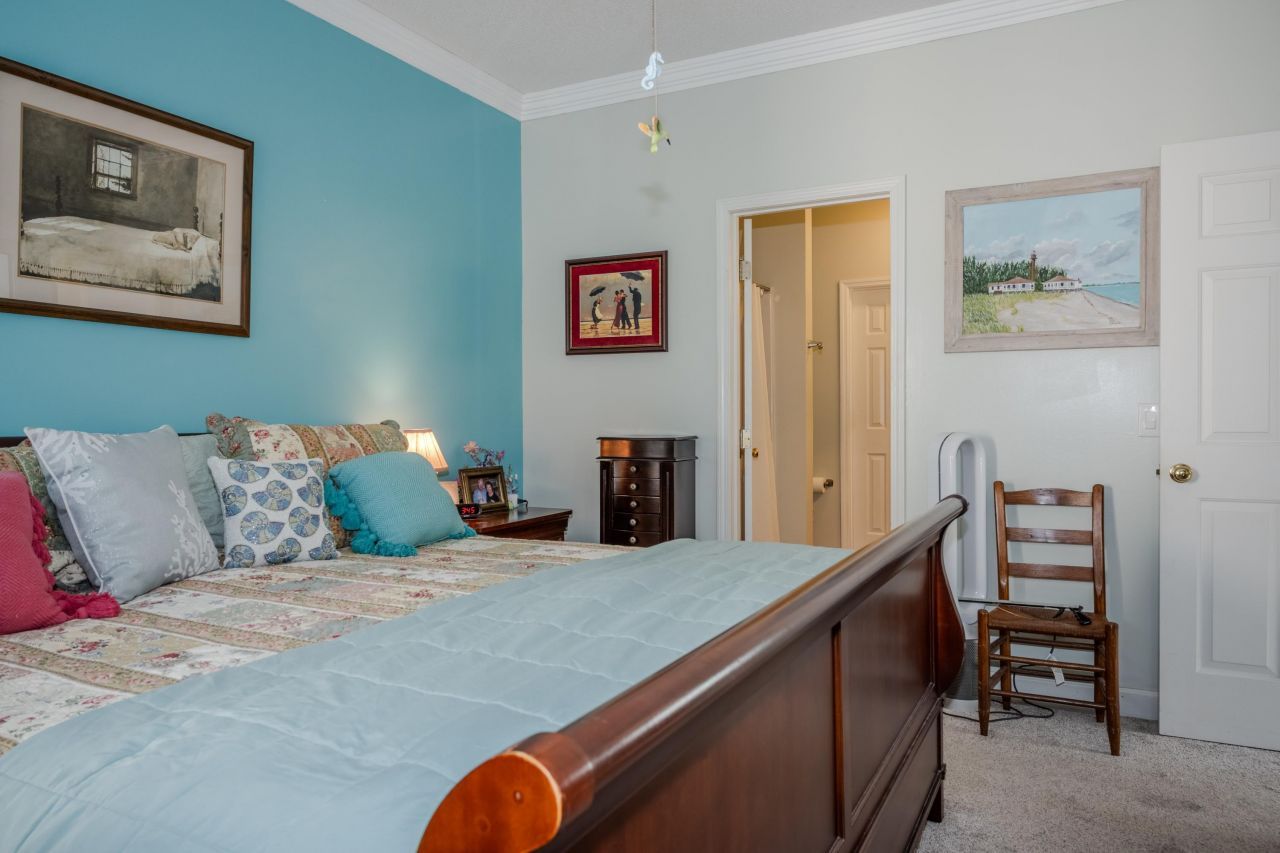 4509 Lightkeepers Way Photo 12