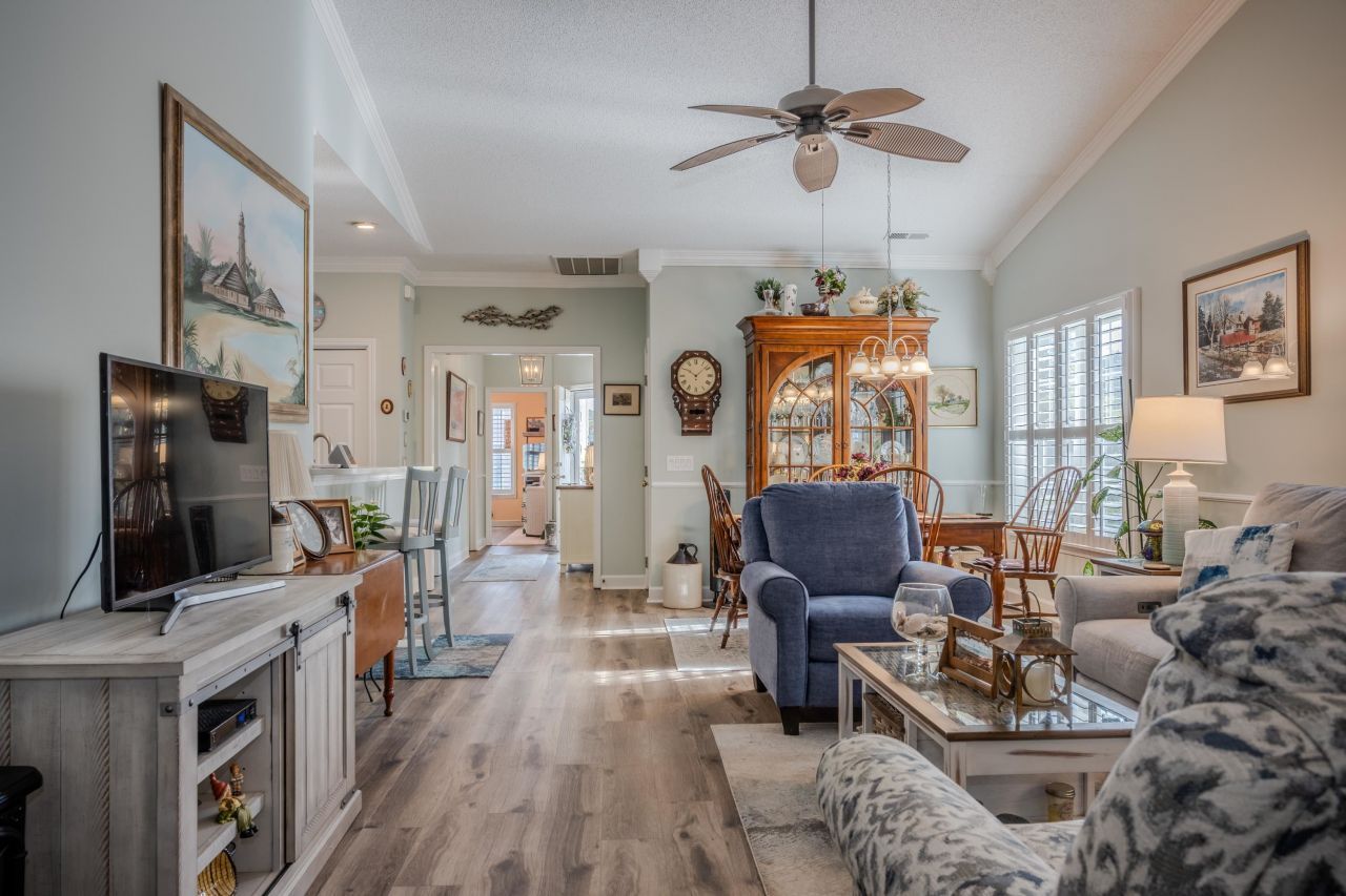 4509 Lightkeepers Way Photo 7