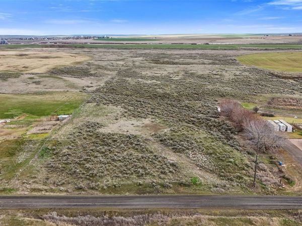 9051 SE Rd S , Warden, WA 98857