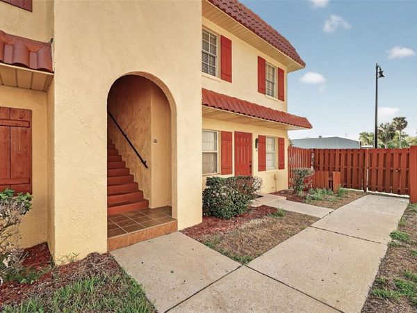 1112 W MAIN STREET , Unit G5, LEESBURG, FL 34748