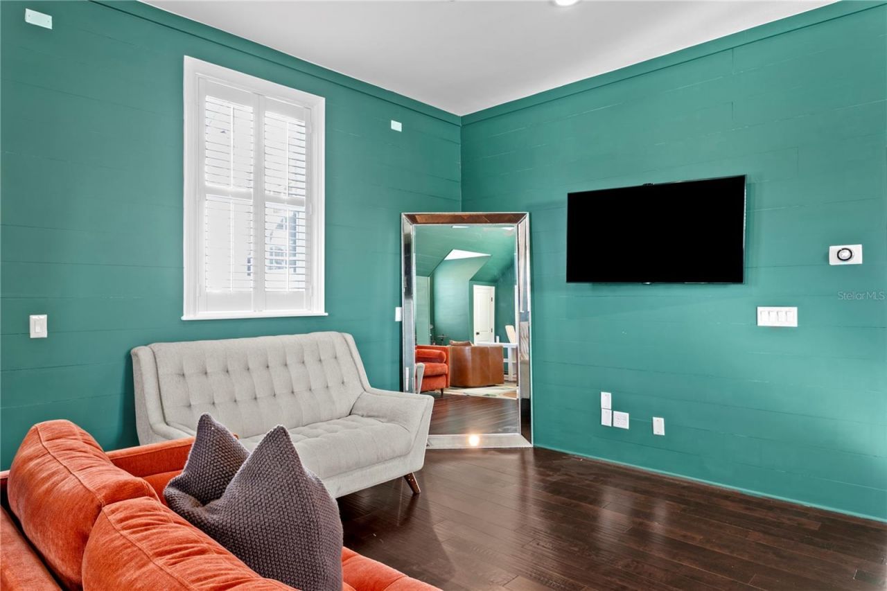 12 S Treasure Drive, Tampa, FL 33609 Photo
