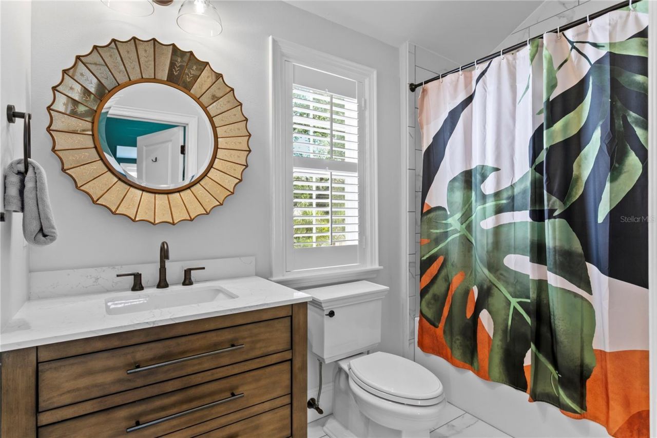 12 S Treasure Drive, Tampa, FL 33609 Photo