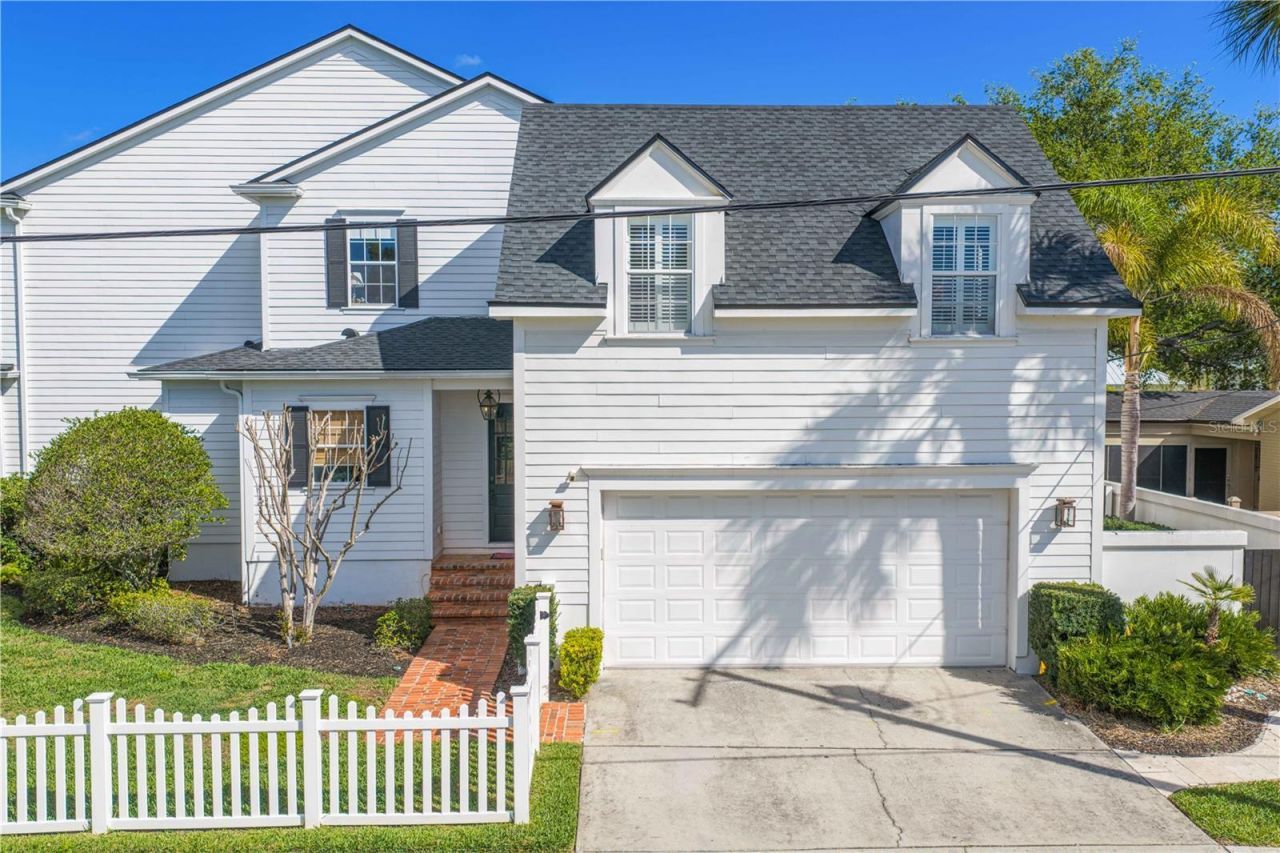 12 S Treasure Drive, Tampa, FL 33609 Photo