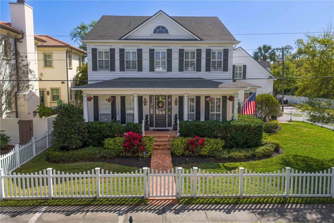 12 S Treasure Drive, Tampa, FL 33609 Photo