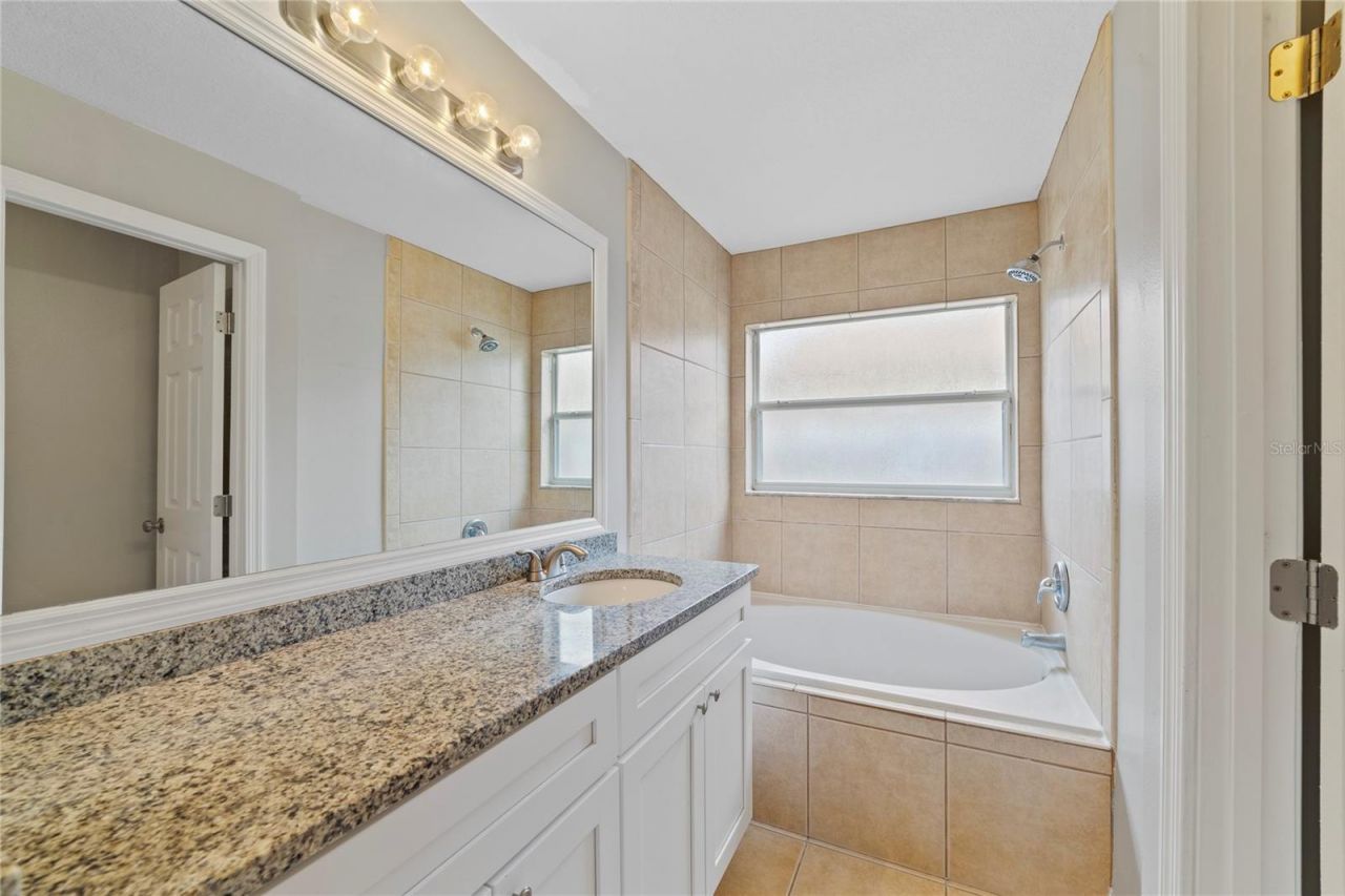 4208 Boca Woods Drive, Orlando, FL 32826 Photo