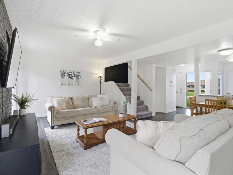 5272 Westbury Drive, Unit 13B, Columbus, OH 43228 Photo 13