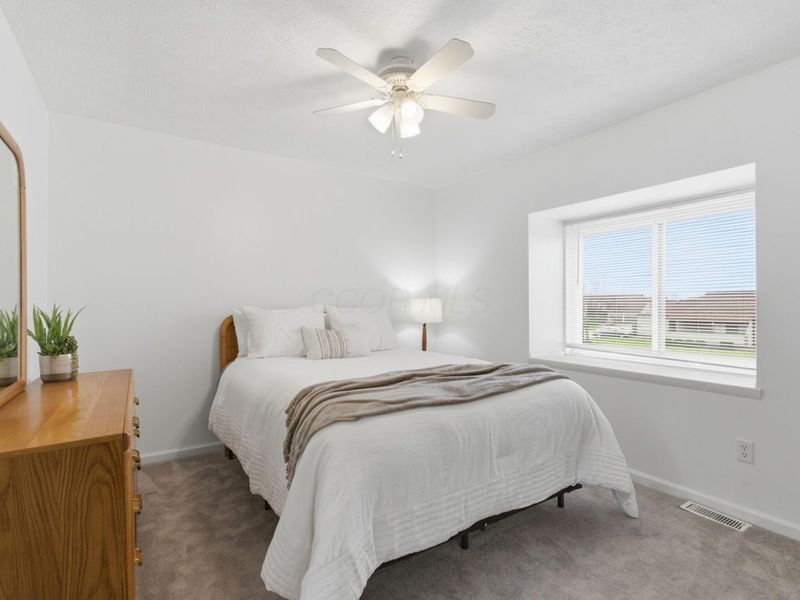 5272 Westbury Drive, Unit 13B, Columbus, OH 43228 Photo 14