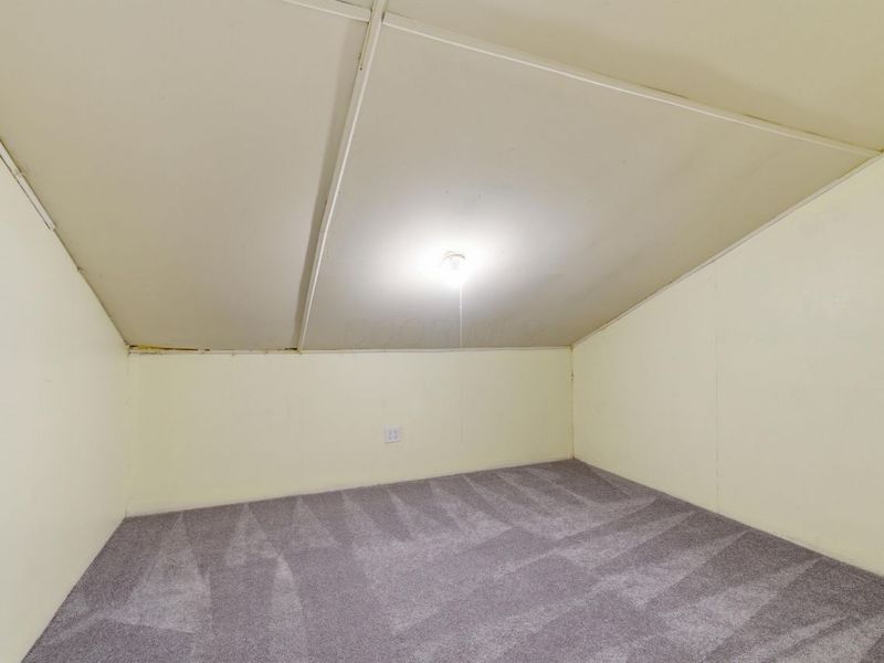 5272 Westbury Drive, Unit 13B, Columbus, OH 43228 Photo 17