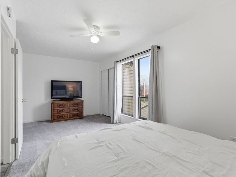 5272 Westbury Drive, Unit 13B, Columbus, OH 43228 Photo 21