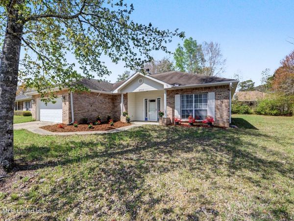 5715 Anoai Way, Diamondhead, MS 39525