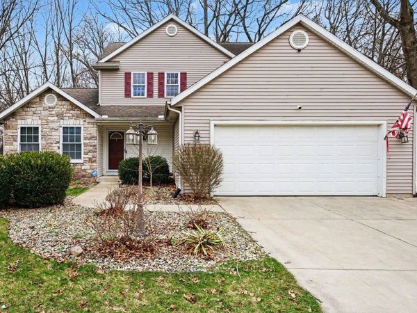 58136 Kobza Court, Elkhart, IN 46517