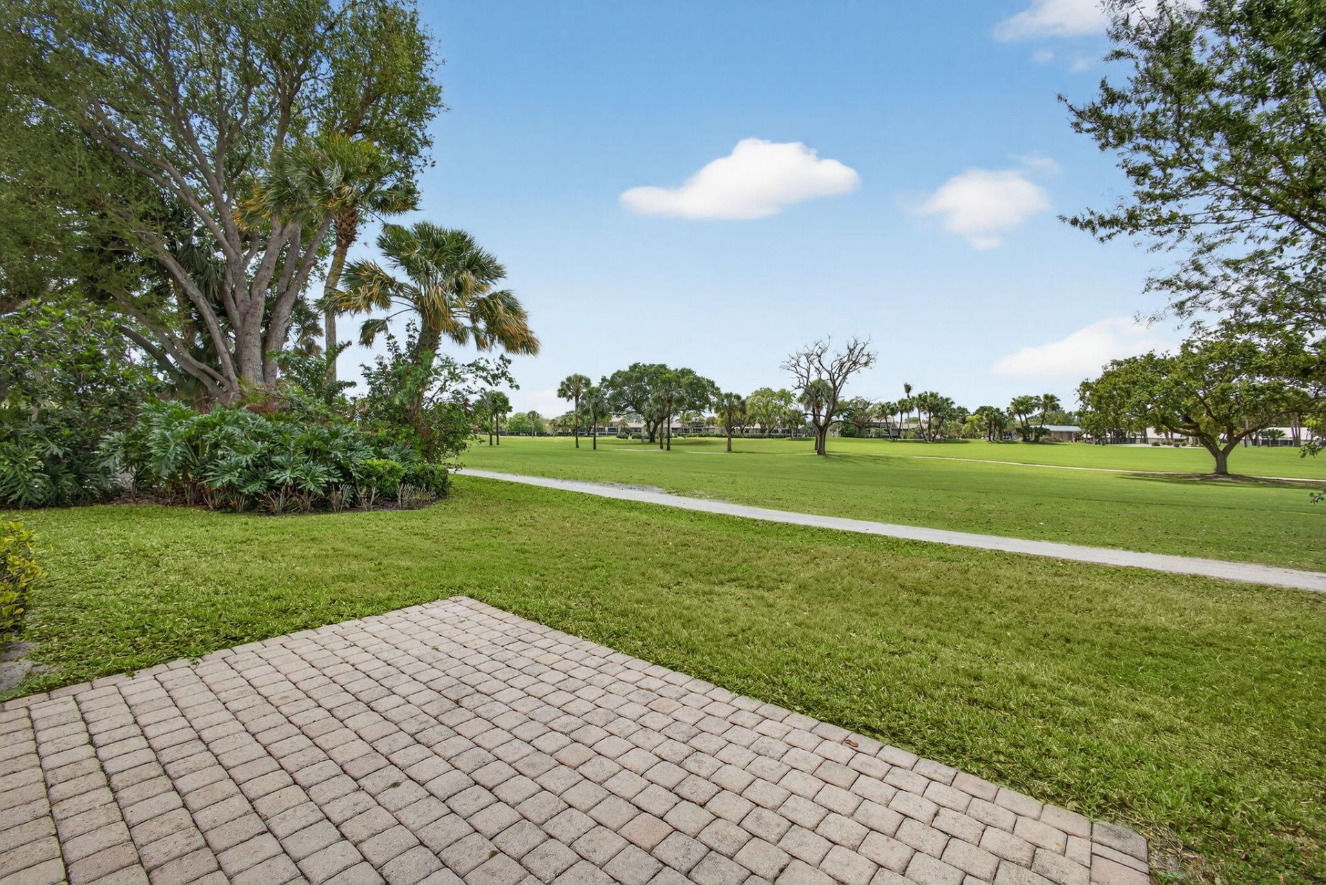 18221 SE Fairview Circle, Tequesta, FL 33469 Photo