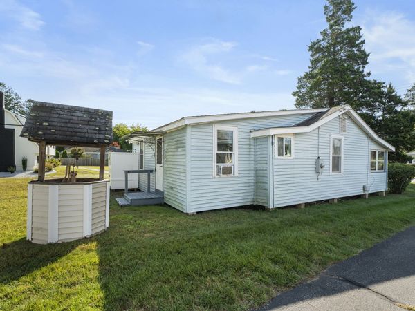 13 College, Old Saybrook, CT 06475