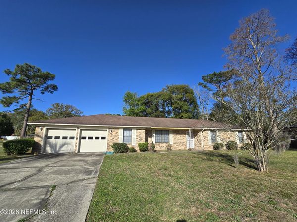 5639 SOPHIST Circle N, Jacksonville, FL 32219